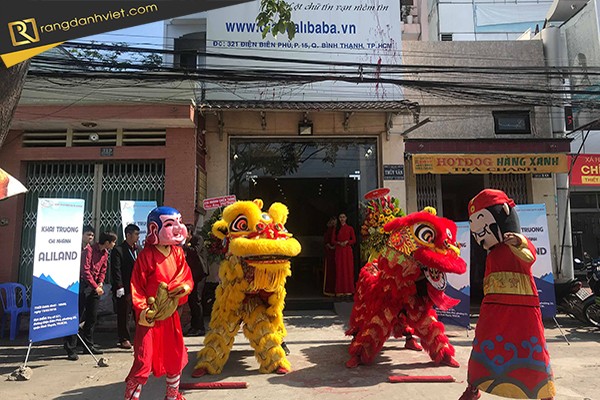 màu sắc của lân sư rồng